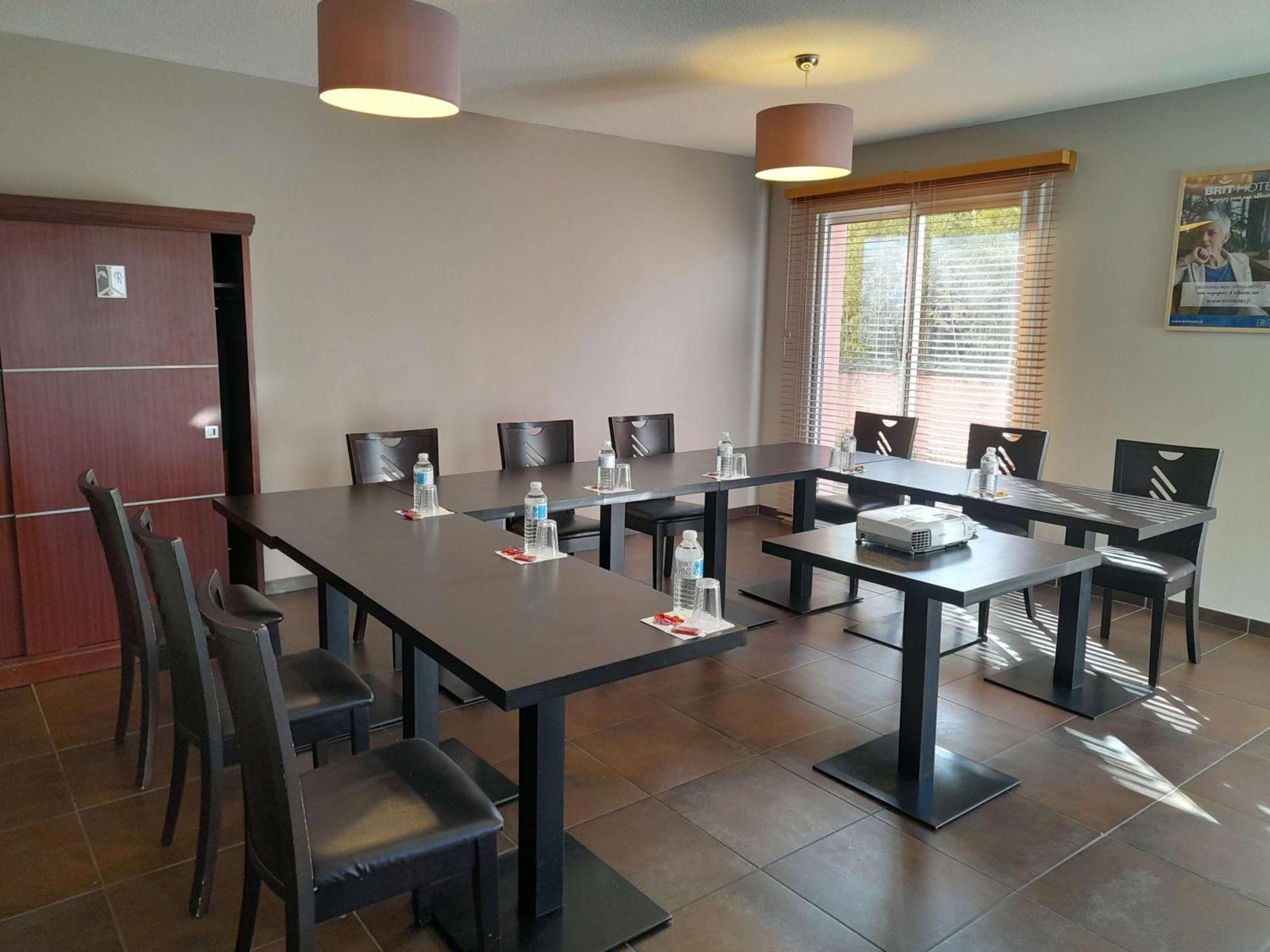 Brit Hotel Confort Montauban Luaran gambar