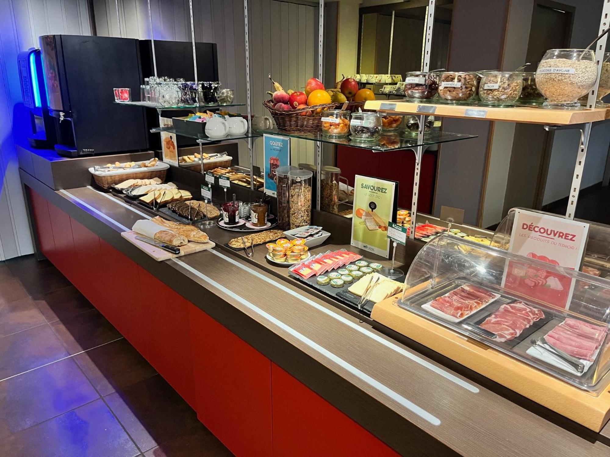Brit Hotel Confort Montauban Luaran gambar