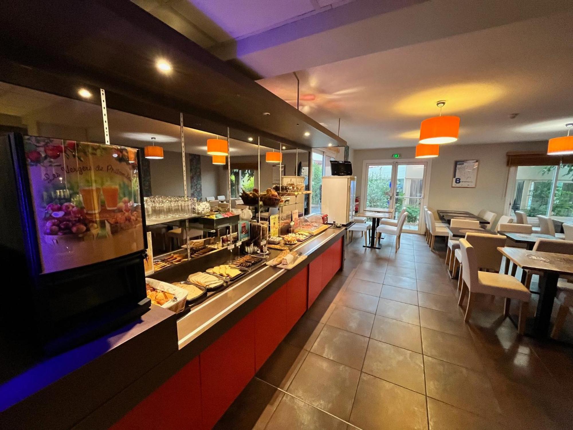 Brit Hotel Confort Montauban Luaran gambar