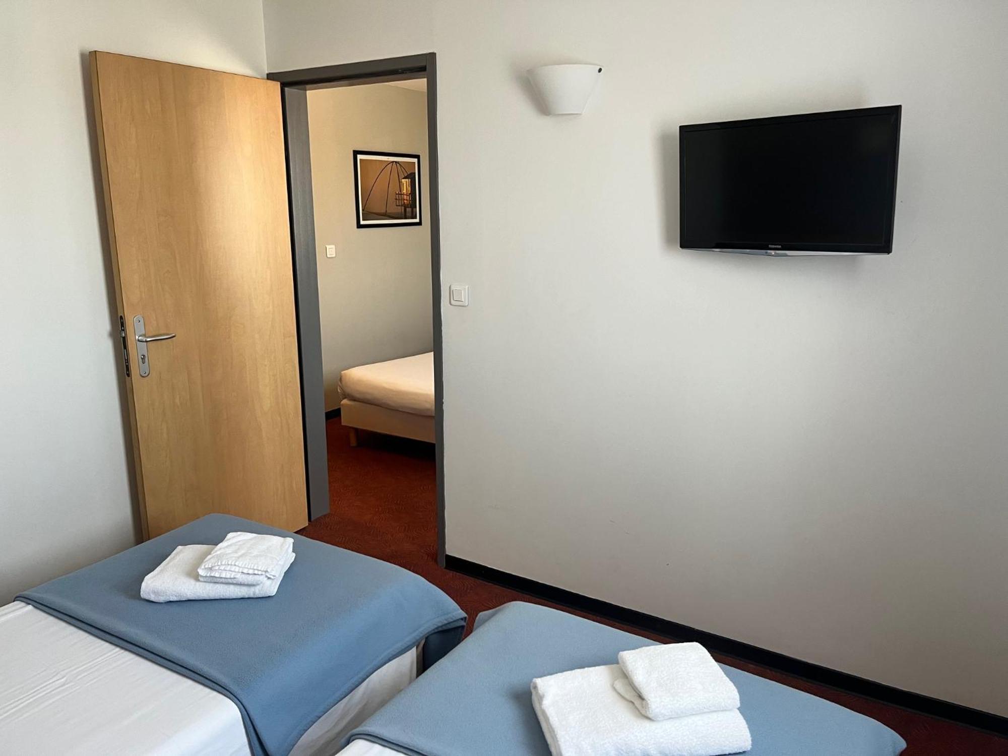 Brit Hotel Confort Montauban Luaran gambar