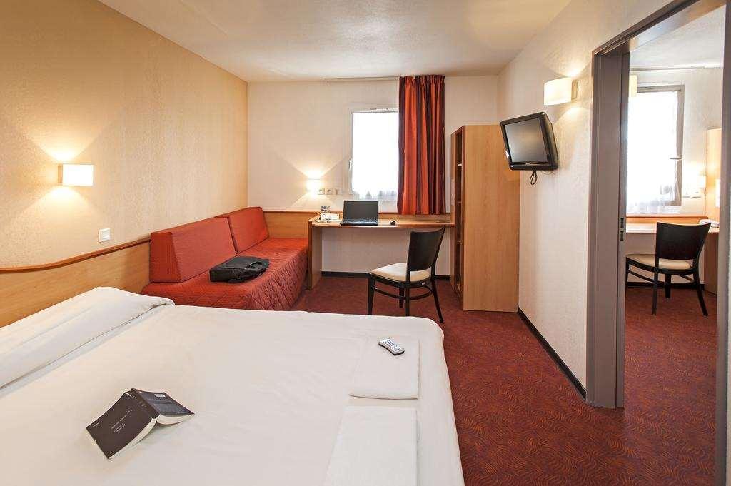 Brit Hotel Confort Montauban Bilik gambar