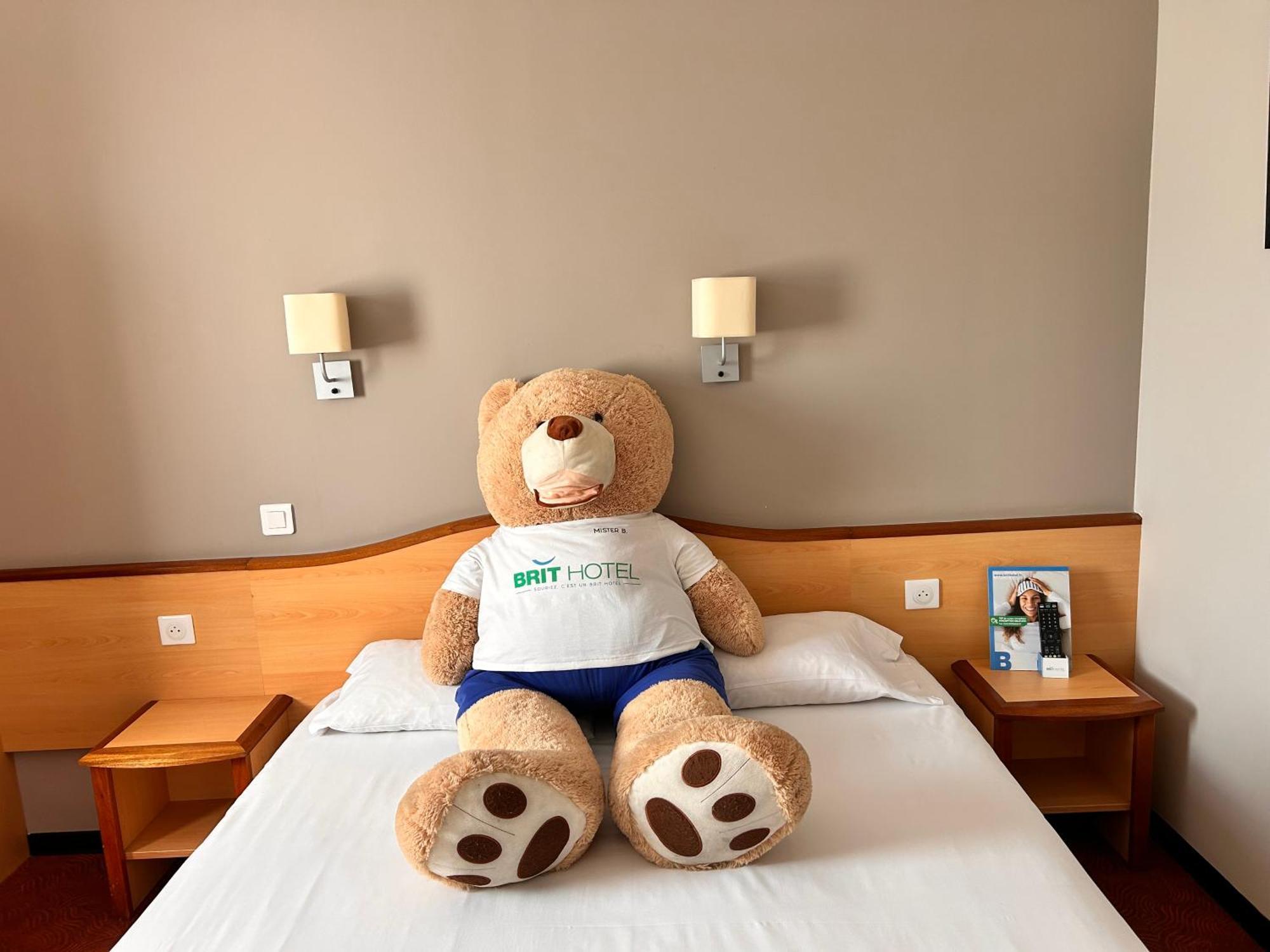 Brit Hotel Confort Montauban Luaran gambar