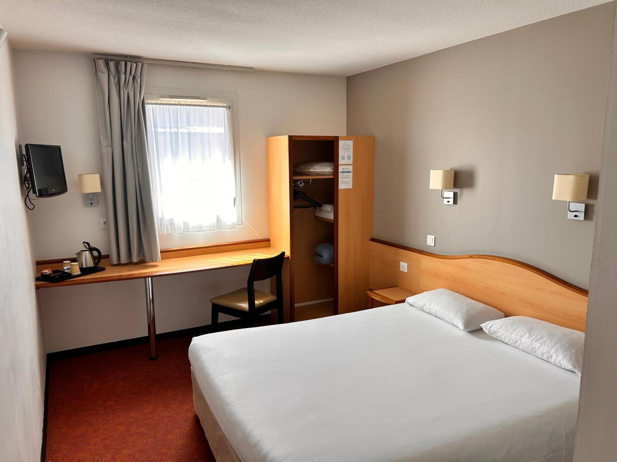 Brit Hotel Confort Montauban Luaran gambar