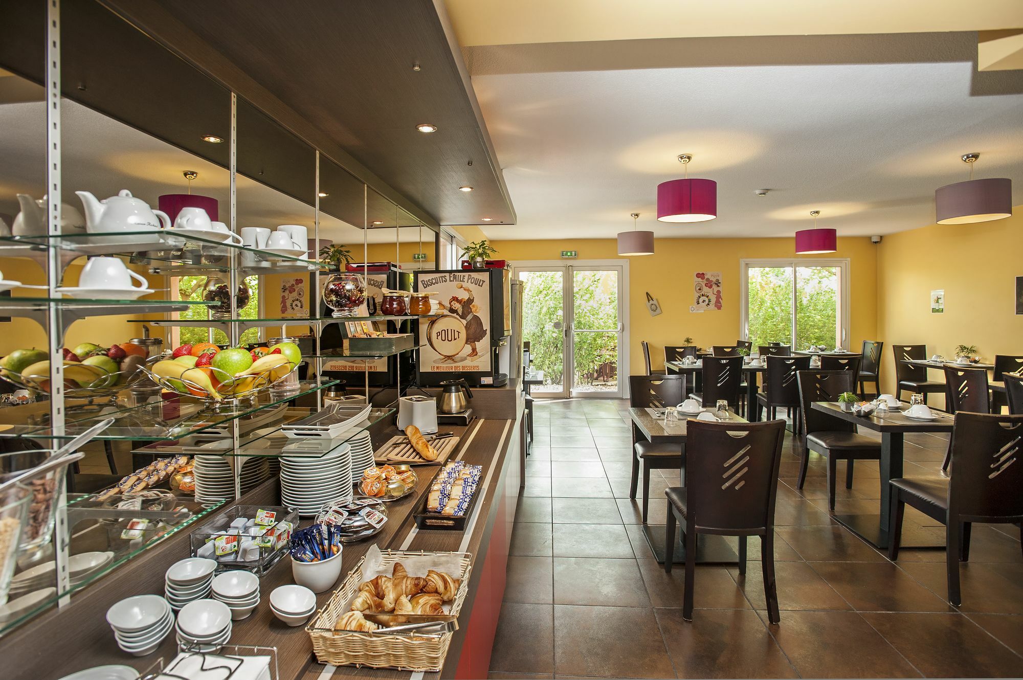Brit Hotel Confort Montauban Luaran gambar