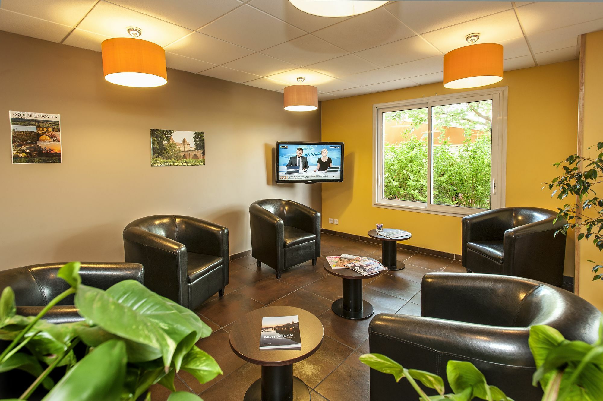 Brit Hotel Confort Montauban Luaran gambar